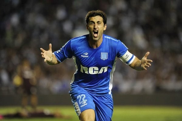 Milito jugó los '90 de los últimos 2 partidos y convirtió 3 goles.