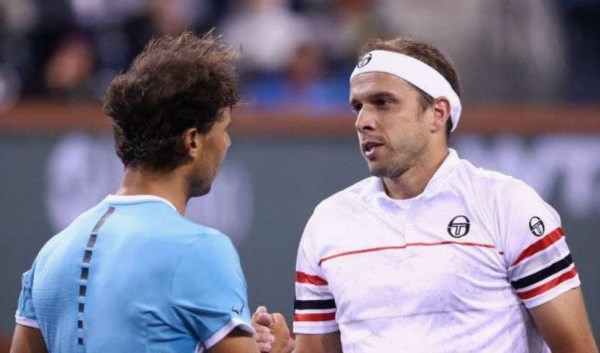 "Rafa" Nadal debutó con victoria apretada en Indian Wells.ante Muller.
