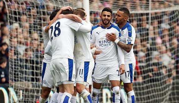 Mahrez “alimenta” el liderato del Leicester City: Un gol del argelino le dio el triunfo ante Crystal Palace.