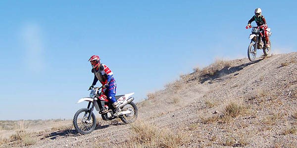 En el circuito madrynense El Cañadón los pilotos pudieron realizar ayer una serie de entrenamientos libres.
