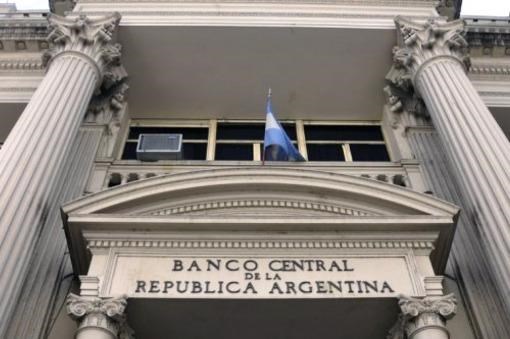 Las reservas siguen retrocediendo, pese a los empeños del PEN.