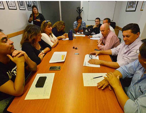 El intendente Sastre participó de la reunión con el gremio municipal.