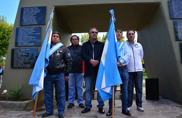 Un buen marco de presencias acompañó al recuerdo de la gesta en Trelew.