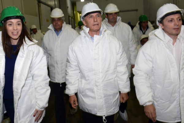 El jefe de Estad recorrió la planta junto a la gobernadora Vidal.