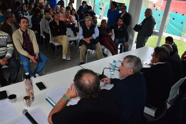 Das Neves encabezó el encuentro de Chubut Somos Todos en Trelew.