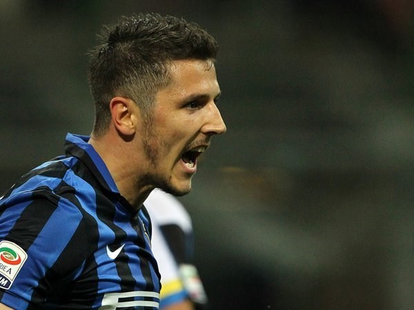 Inter se lleva los tres puntos con doblete de Jovetic.
