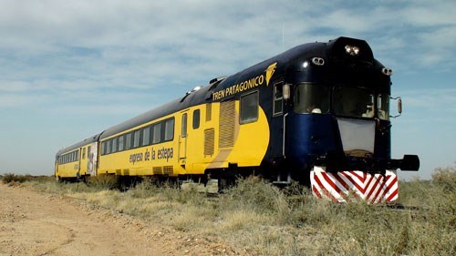 El Tren Patagónico recorre hoy el tramo San Antonio Oeste-Bariloche (Foto: comarcahoy.com.ar)