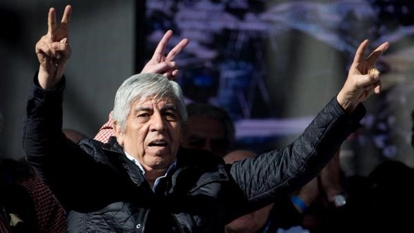 Tras la movilización sindical, Moyano cuestionó duramente a Barrionuevo.