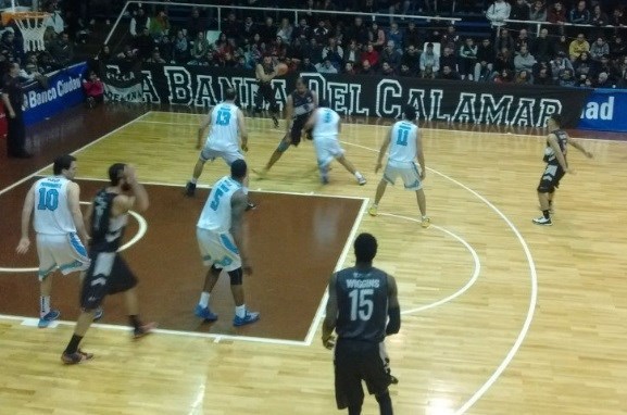 La serie durísima contra Huracán le pasó factura al Calamar. (Foto: Twitter Platensealoancho).