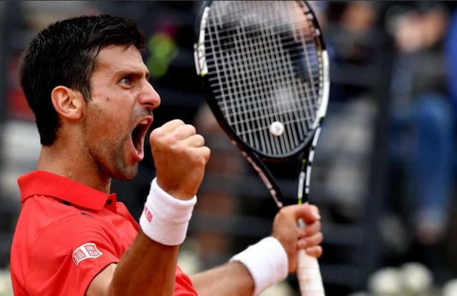 El serbio se impuso por 7-5 y 7-6 (7-4) y se metió en semifinales del Masters 1000 de Roma.