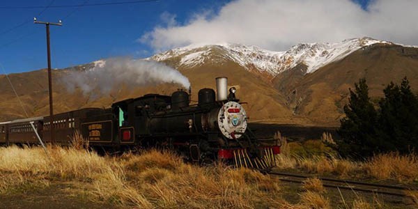 Los productores ingleses expresaron su sorpresa al encontrar a La Trochita funcionando.