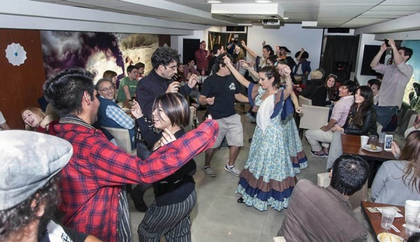 Unos 300 chubutenses celebraron el 25 de Mayo en Buenos Aires.