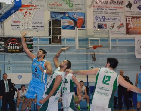 El último período de 9-23 le costó la derrota al club santacruceño. (Foto: La Opinión Austral).