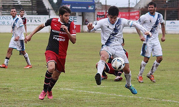 Brown sacó pecho en Pergamino y logró un triunfo importante para recuperar lo perdido en las últimas tres fechas del torneo de la B Nacional.