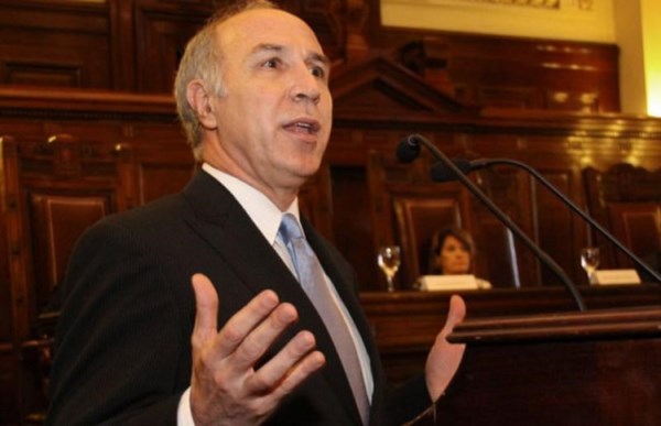 Basta de filtraciones de audios por todos lados, doctor...