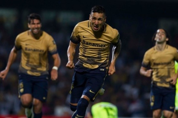  Ismael Sosa le dio la victoria a Pumas y así lo festejó. El primero lo hizo Herrera..