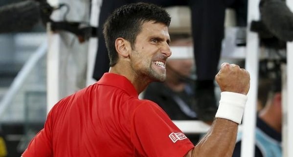 Novak Djokovic sufre pero se carga a Nishikori y estará en la final de Madrid.