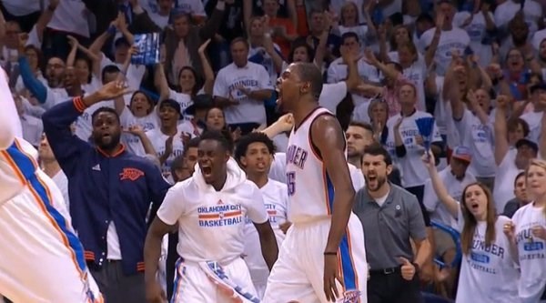 El grito de Durant, estuvo imparable con 41, el estallido de Oklahoma, que derrotó 111-97 a San Antonio 