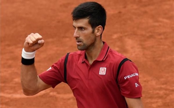 Novak Djokovic “paró en seco” a Bautista en los octavos de Roland Garros.