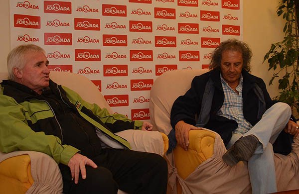 Julio Thomas y Quique Behr realizaron la invitación a los seguidores del “Rojinegro” por el Centenario.