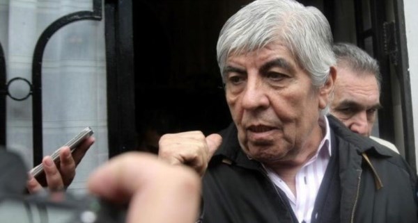 Moyano confirmó que la Superliga se hará dentro de la AFA.