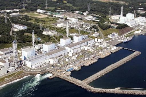 La fatídica central atómica y sus descargas radiactivas al mar.