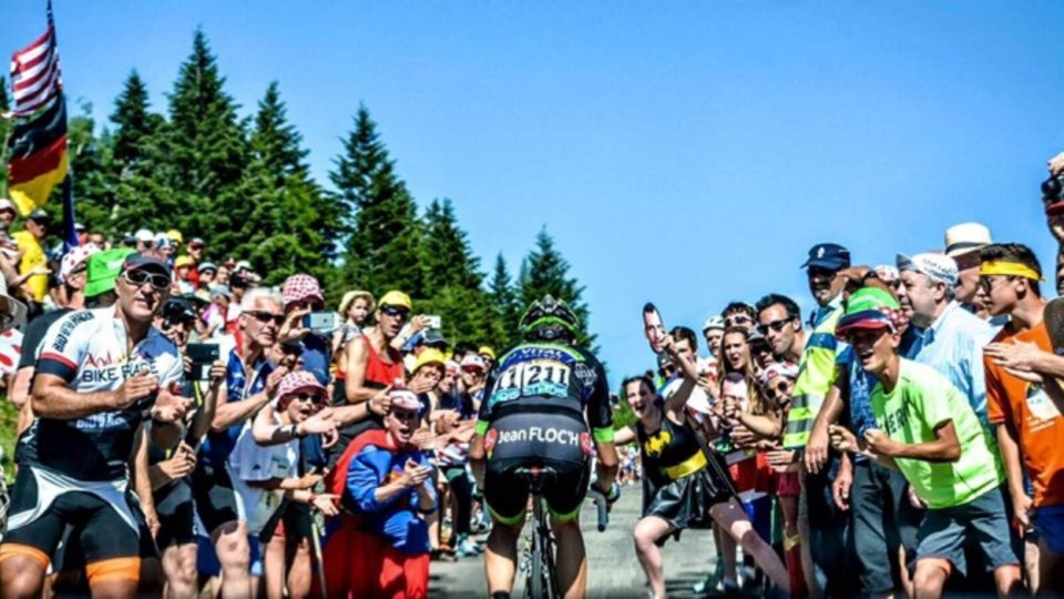Sepúlveda es el tercer mejor latinoamericano en la clasificación general del Tour de Francia cumplidas 11 etapas.