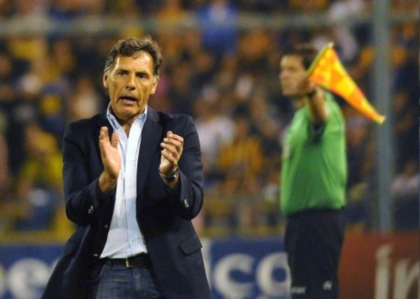 infobaeCuenta verificada ?@infobae  4 hHace 4 horas La nueva dirigencia de AFA se reunirá con Miguel Ángel Russo para ofrecerle ser el técnico de la Selección.