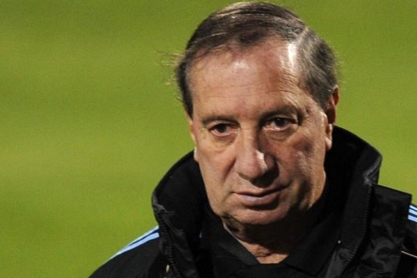 El Doctor también se autopostuló para la presidencia de AFA.