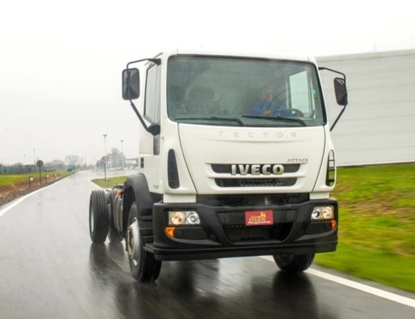 El camión Iveco Tector Attack valuado en $1.283.000 estará en juego.