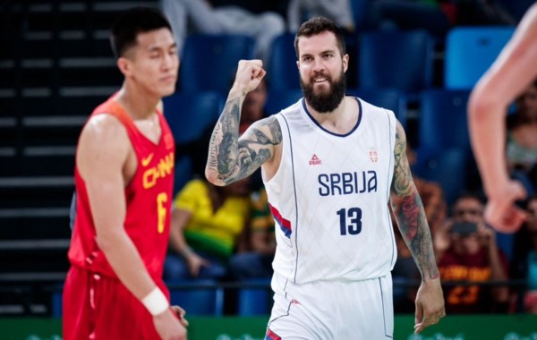 Serbia se clasifica a cuartos de final con facilidad, eliminando sin problemas a China. Al final: 94-60.