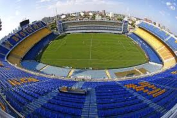 Angelici expresó que La Bombonera no cambiará su nombre.
