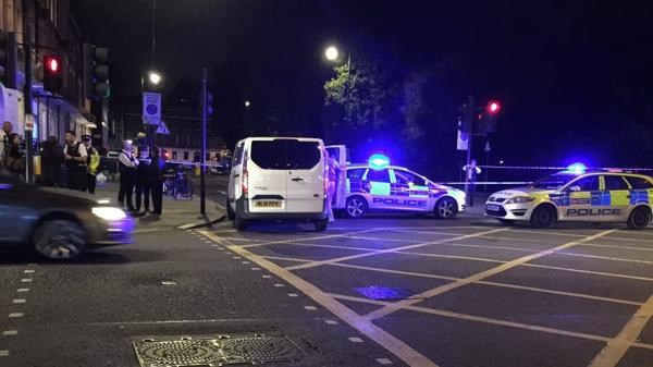 Scotland Yard ha informado de que el atacante de Londres es un joven de 19 años que ha sido detenido.