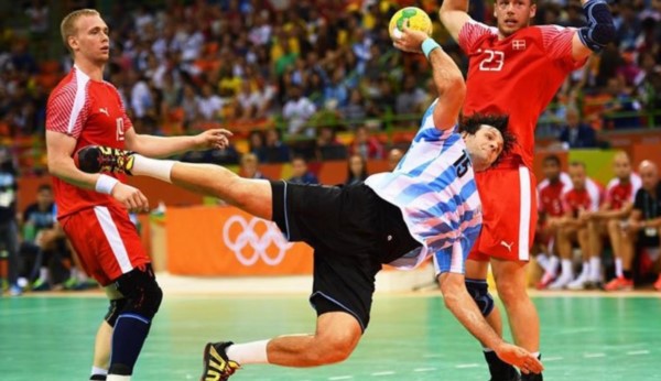Argentina no pudo con Dinamarca en el debut olímpico del handball.