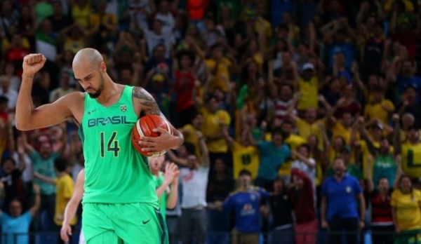 Brasil revive, tras derrota ante Lituania, y deja a España muy tocada.