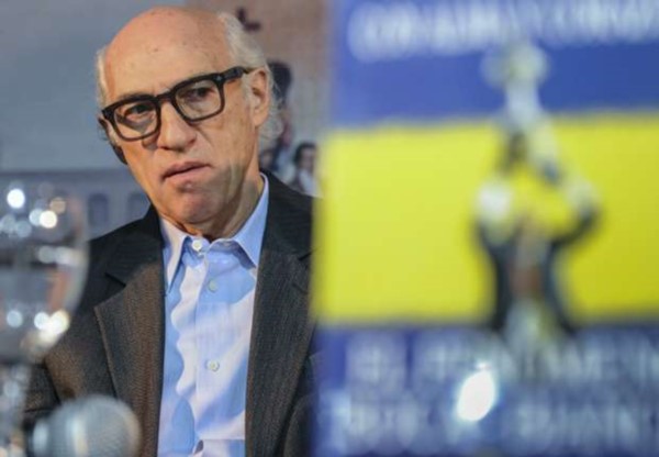 Bianchi descartó la chance de dirigir a Vélez: "¿Pretenden que trabaje a los 67 años?".