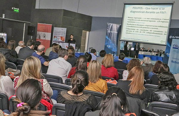 Una masiva concurrencia acompañó el primer día de las Jornadas.