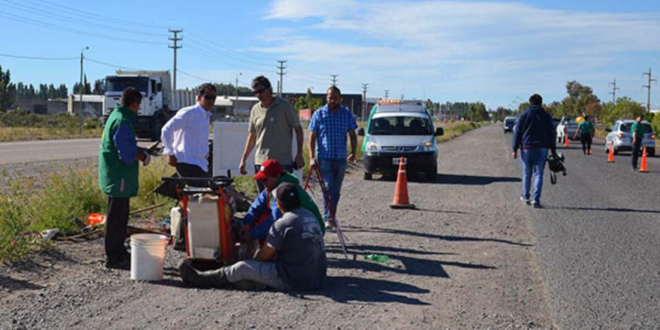 El titular de Planeamiento estuvo supervisando los trabajos realizados sobre la avenida de Trelew.