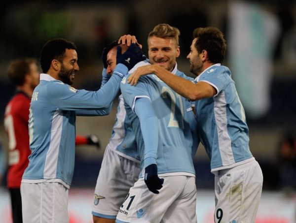 Con Biglia de titular, Lazio venció 4-2 a Genoa y avanzó a los cuartos de final de la Copa Italia. 