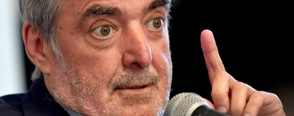Análisis. El gobernador dijo que la sociedad está cada vez más violenta y hay que buscar otra metodología.