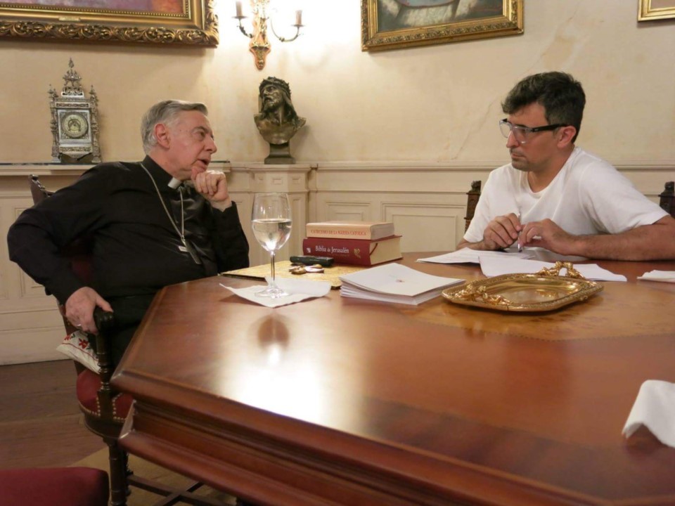 Arzobispo de La Plata: "No ordeno a afeminados ni homosexuales".