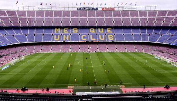 Por el conflicto en Cataluña, Barcelona - Las Palmas jugaron a puertas cerradas en el Camp Nou.