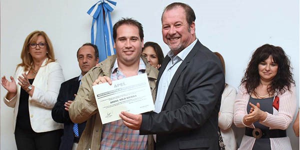 Ángel Sierra aseguró que se vienen “tiempos duros”, pero que trabajarán en conjunto y con consensos.