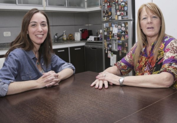 Las dos damas bonaerenses, altri tempi, en un sondeo de posibles alianzas, antes que Margarita Rosa adoptara este perfil más crítico.