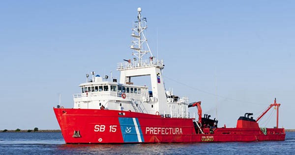 Los buques Austral y Puerto Deseado, pertenecientes al CONICET fueron destinados a la tarea.