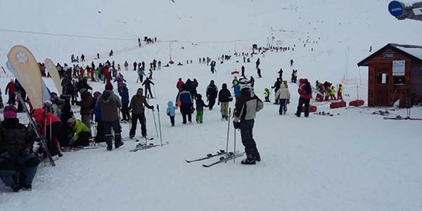 La temporada invernal registró ventas superiores a los 35.000 pases para acceder a las pistas de esquí.