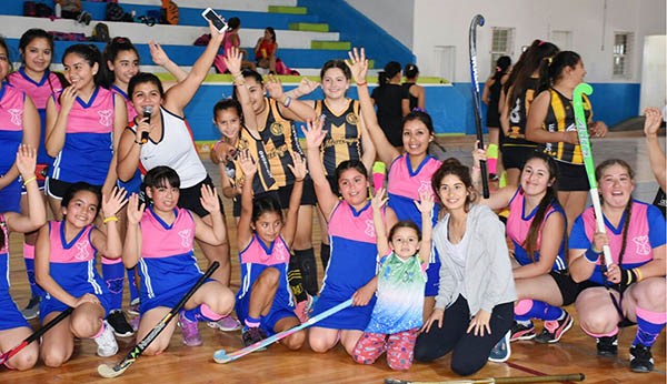 El Municipal nº 1 albergó el certamen de hockey pista el fin de semana.