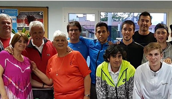 Participantes del Profesorado de tenis Nivel 1 realizado en el TTC.