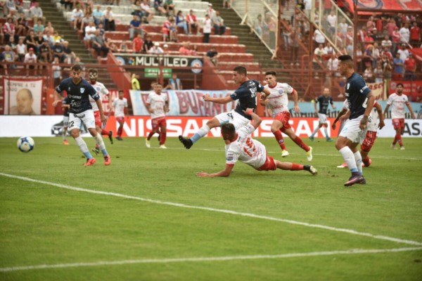 Temperley llegó a la igualdad cuando parecía que Argentinos se encaminaba a liquidar el partido.