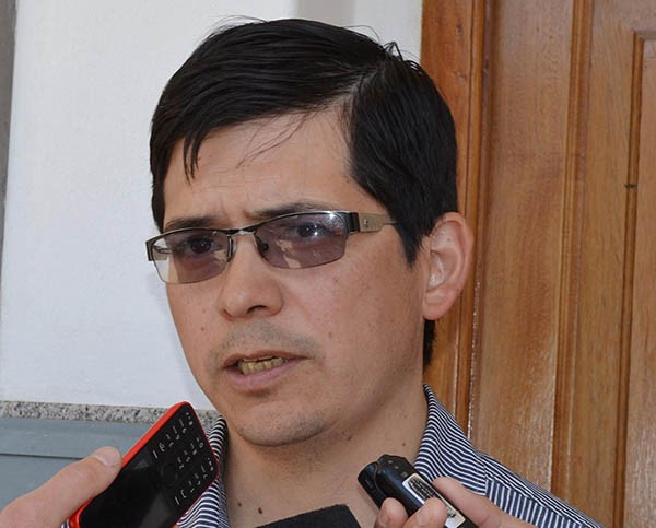 Matías Peláez preocupado por la dilatación del caso.